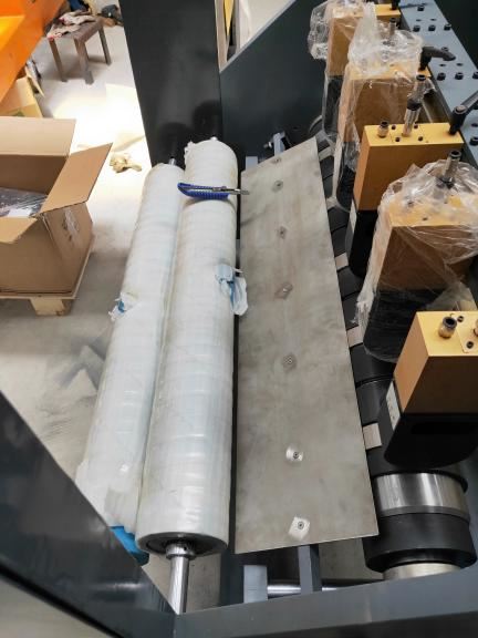 High Speed A4 Size Paper Cutting Machine